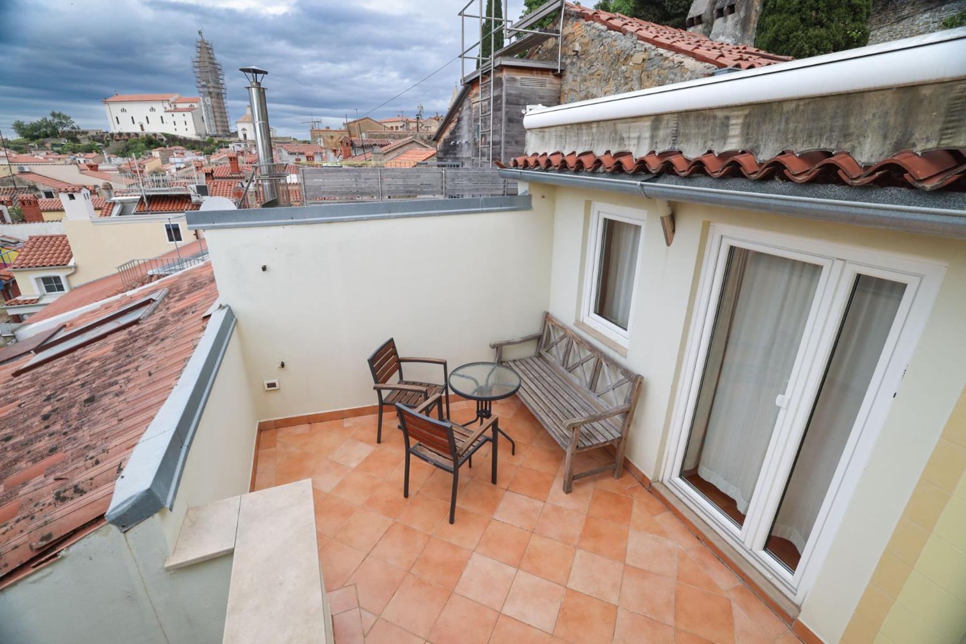 Appartement Mhouse à Piran Extérieur photo
