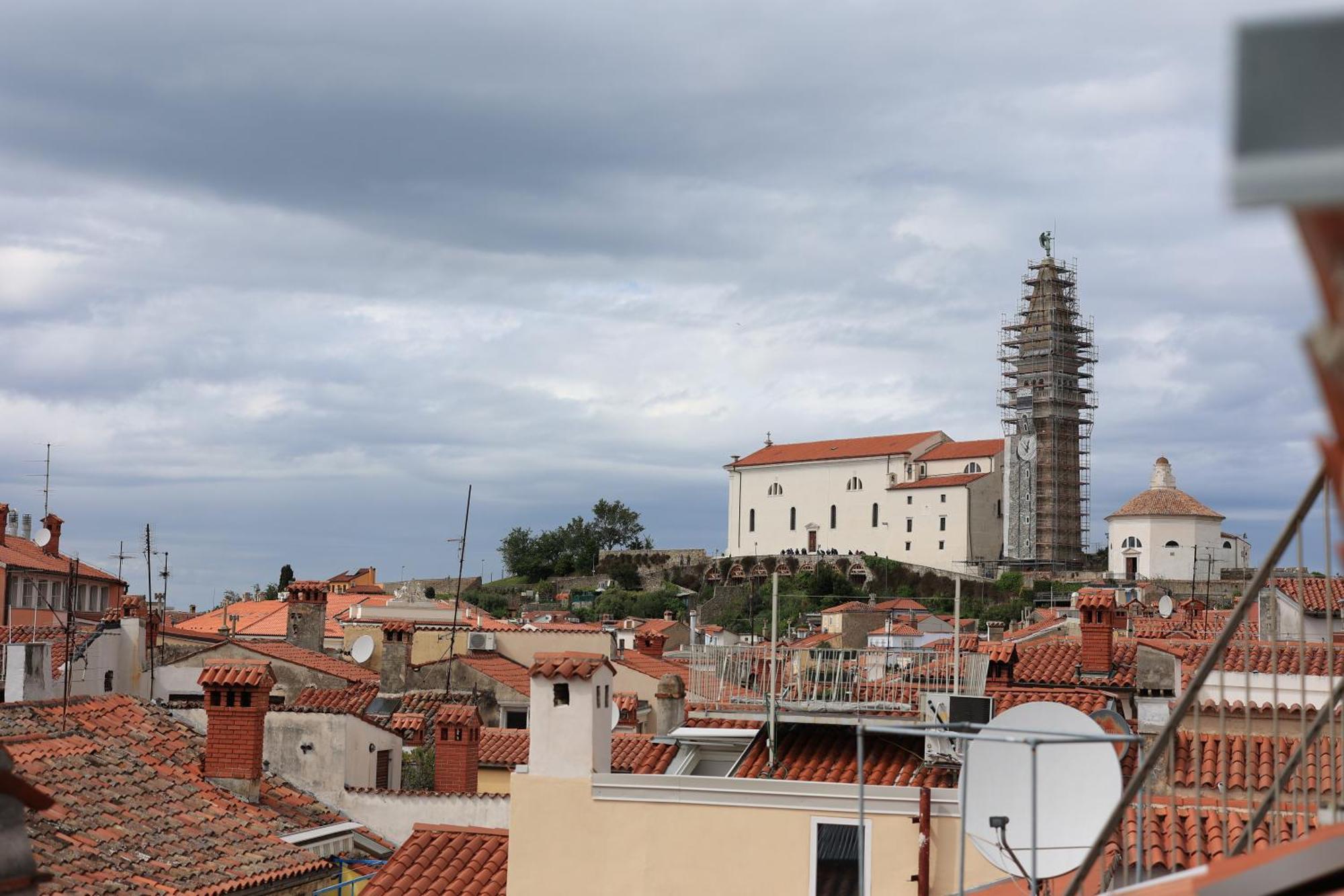 Appartement Mhouse à Piran Extérieur photo